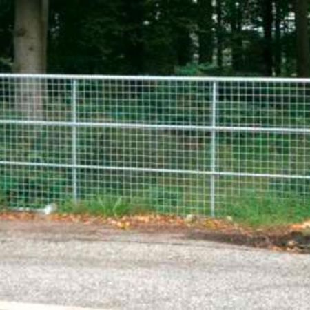 Weidetor Modell 3 - Komplett mit Drahtgeflecht